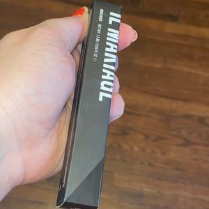 Il Makiage black eyeliner